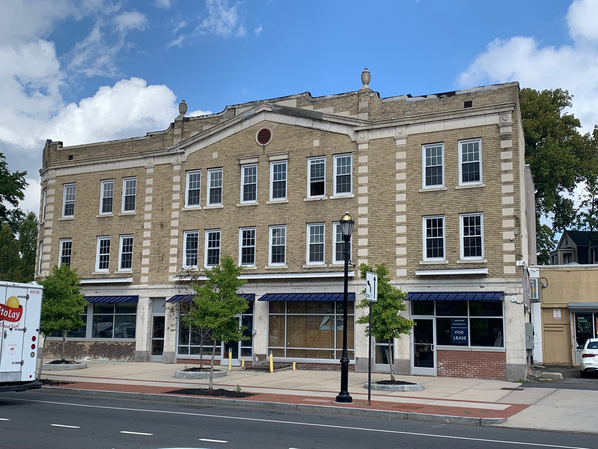 696-714 Albany Avenue - 696