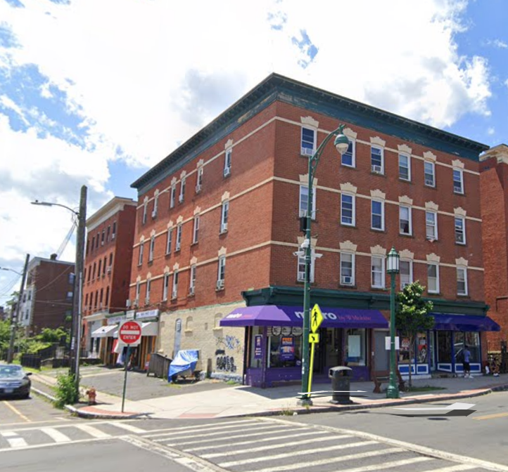 743 Park Street, Apt 4E